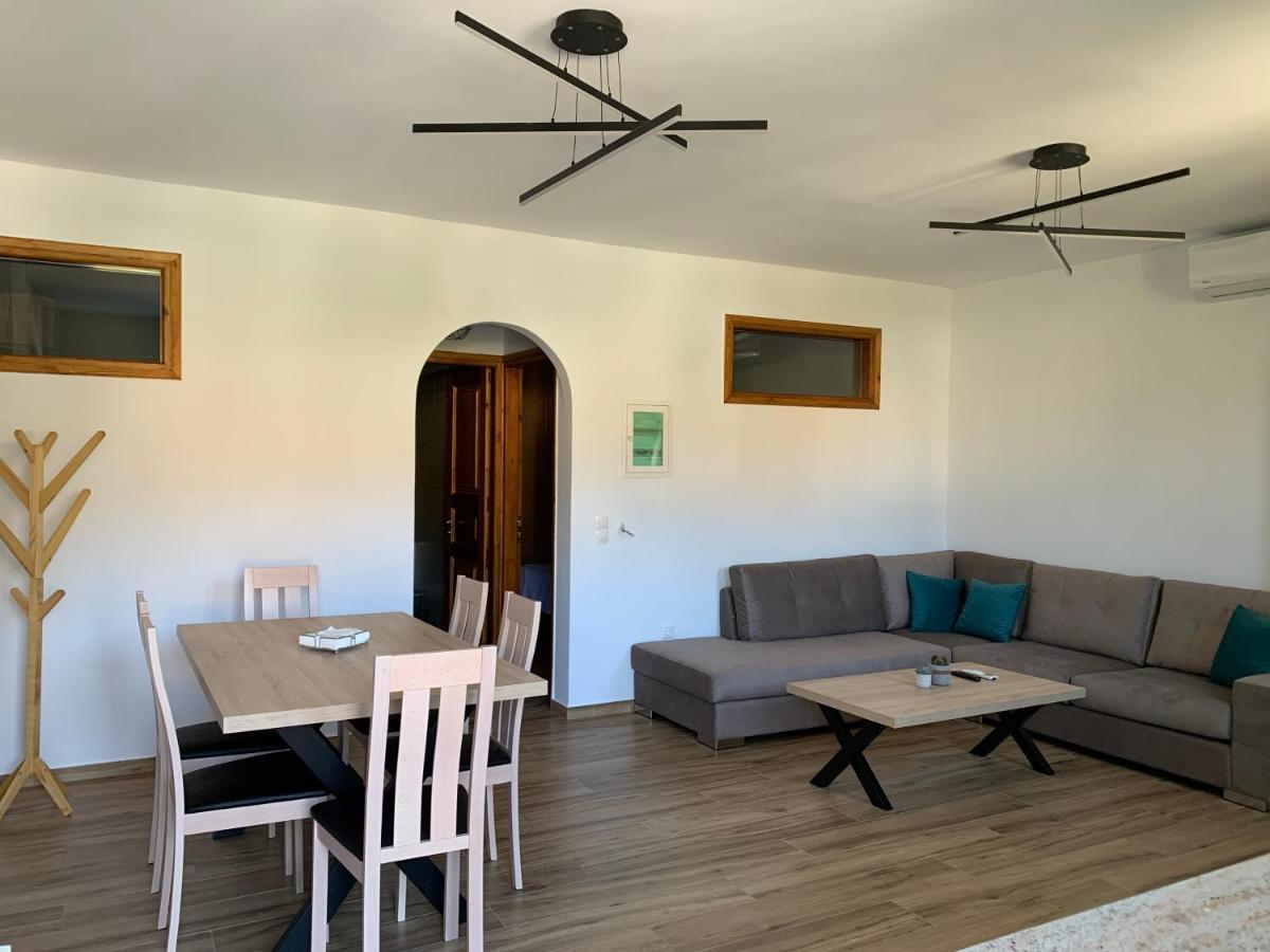 Komis Crown - Luxury Apartments Komi  Εξωτερικό φωτογραφία