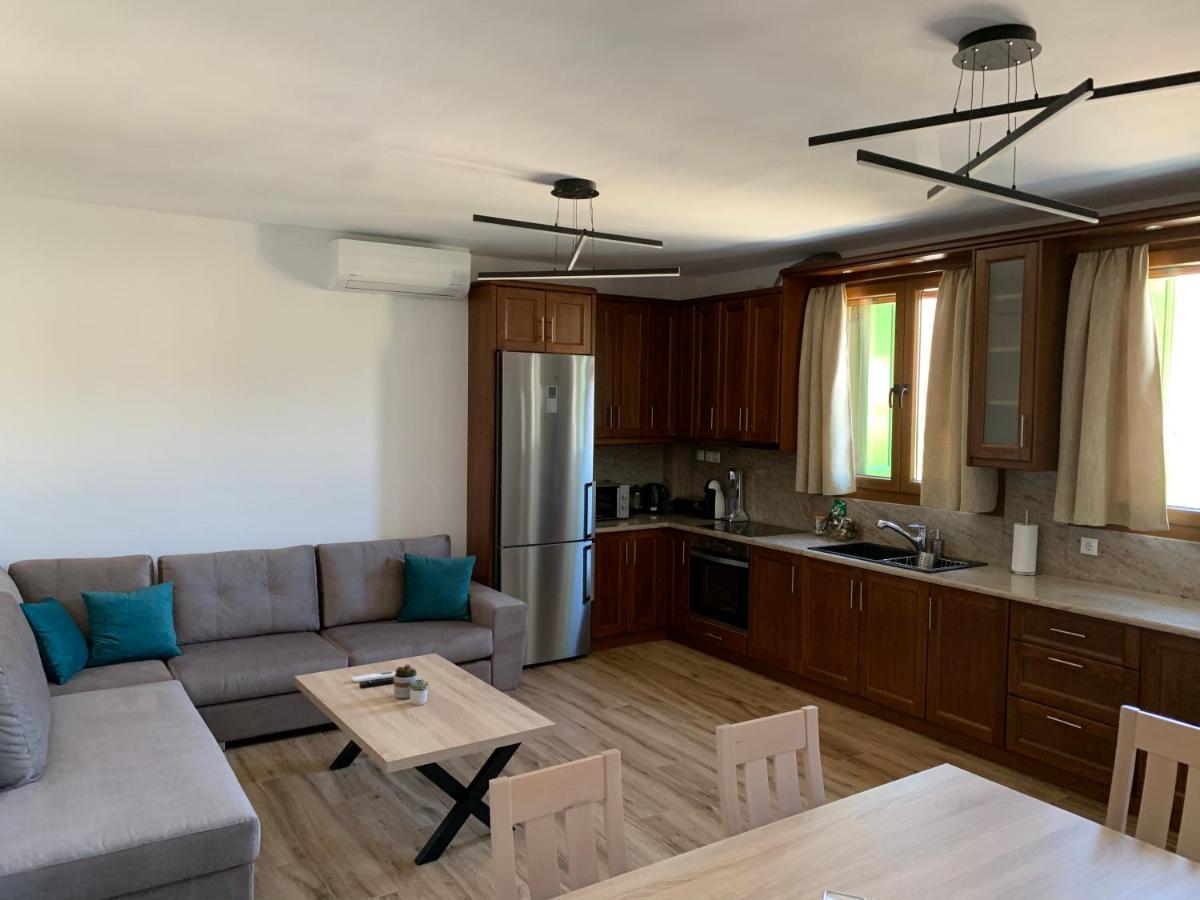 Komis Crown - Luxury Apartments Komi  Εξωτερικό φωτογραφία